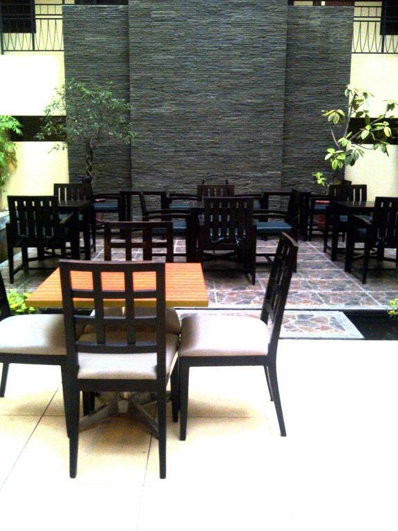 Rota International Hotel Jacarta Exterior foto