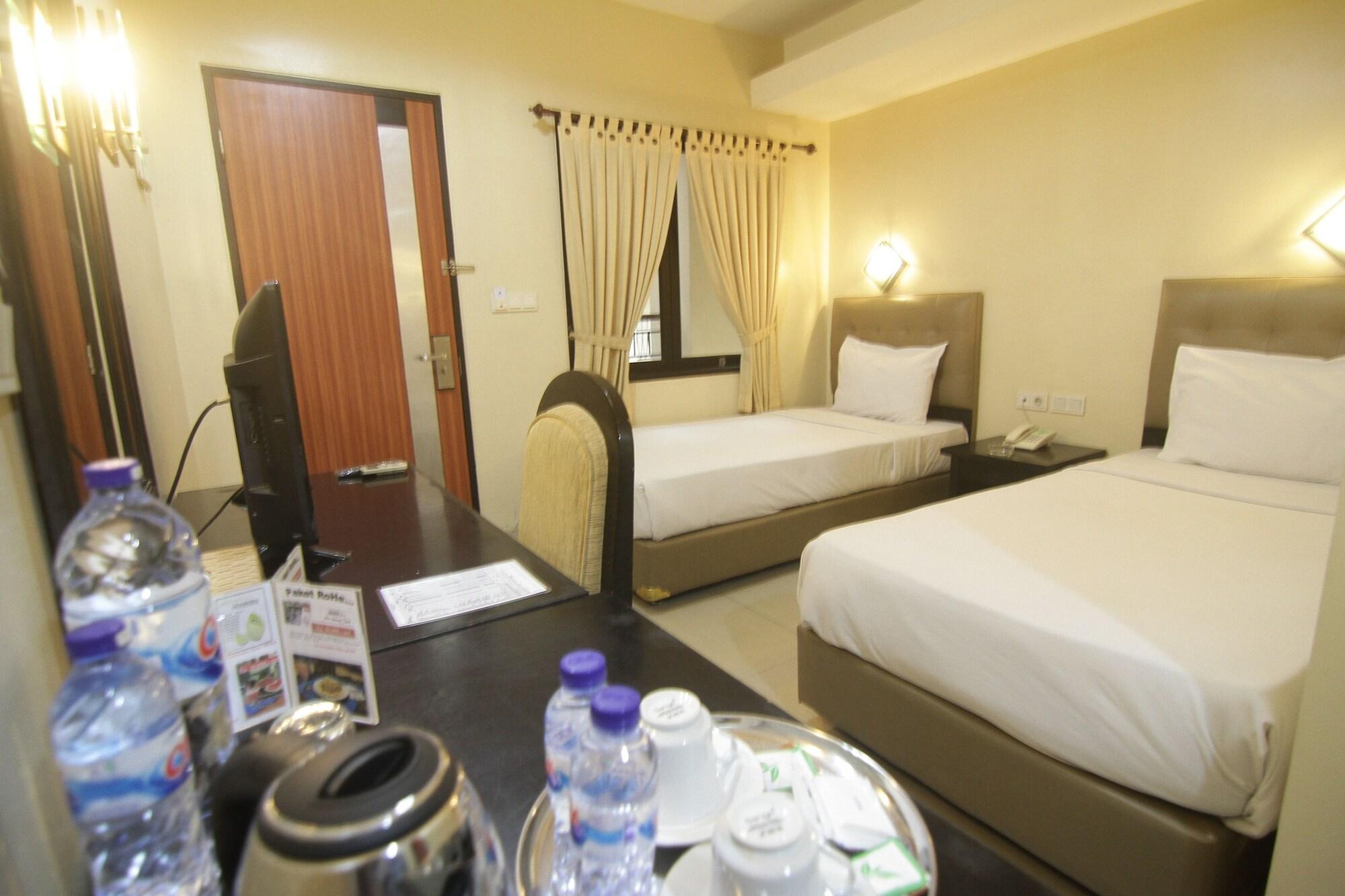 Rota International Hotel Jacarta Exterior foto