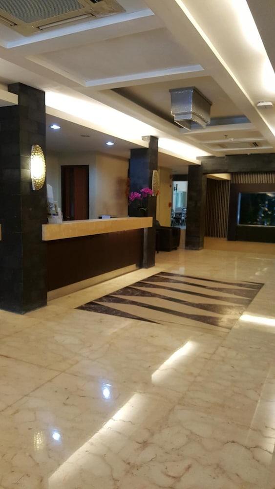 Rota International Hotel Jacarta Exterior foto